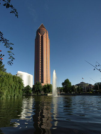 Fotos Messeturm mit Ludwig-Erhard-Anlage | Frankfurt am Main