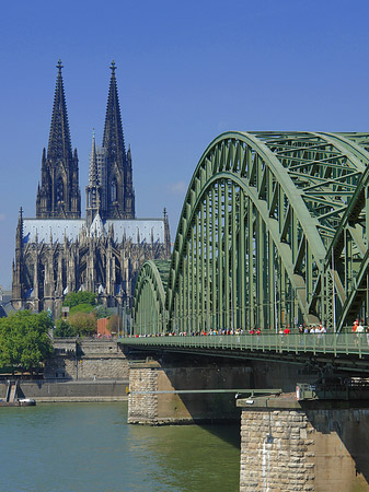 Foto Hohenzollernbrücke am Kölner Dom - Köln