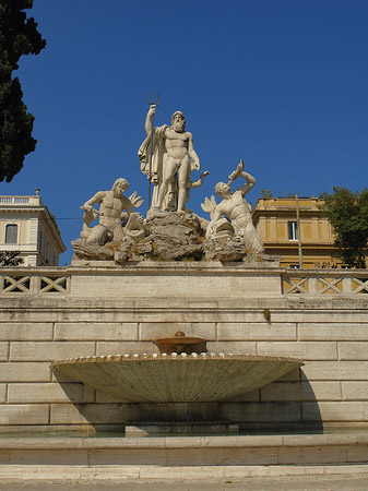 Fotos Neptun an der Piazza