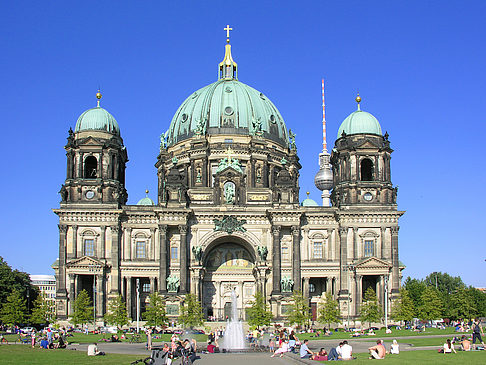 Lustgarten und Berliner Dom Foto 