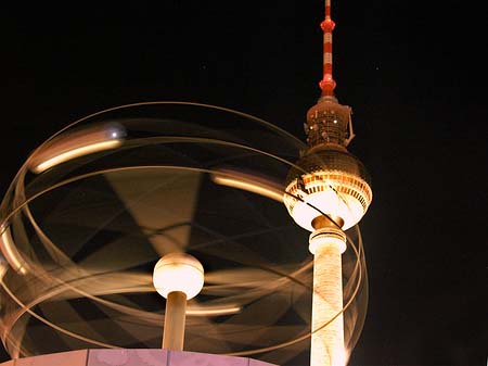 Foto Fernsehturm und Weltzeituhr