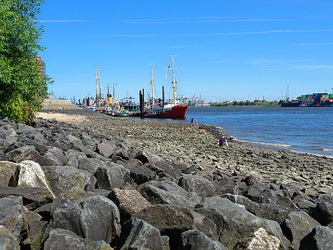 Strand und Hafen von Övelgönne Fotos