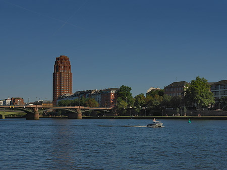 Foto Main Plaza und Untermainbrücke - Frankfurt am Main