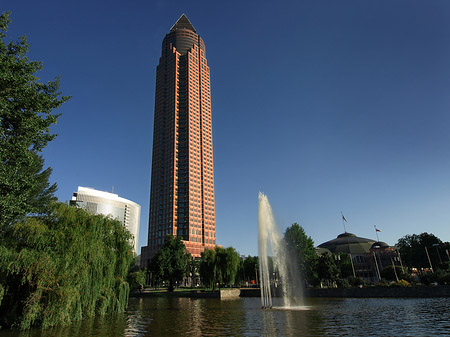 Fotos Messeturm mit Ludwig-Erhard-Anlage | Frankfurt am Main