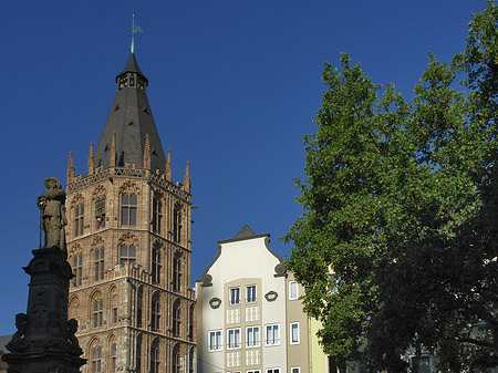 Foto Platzjabeck vor dem Rathausturm - Köln